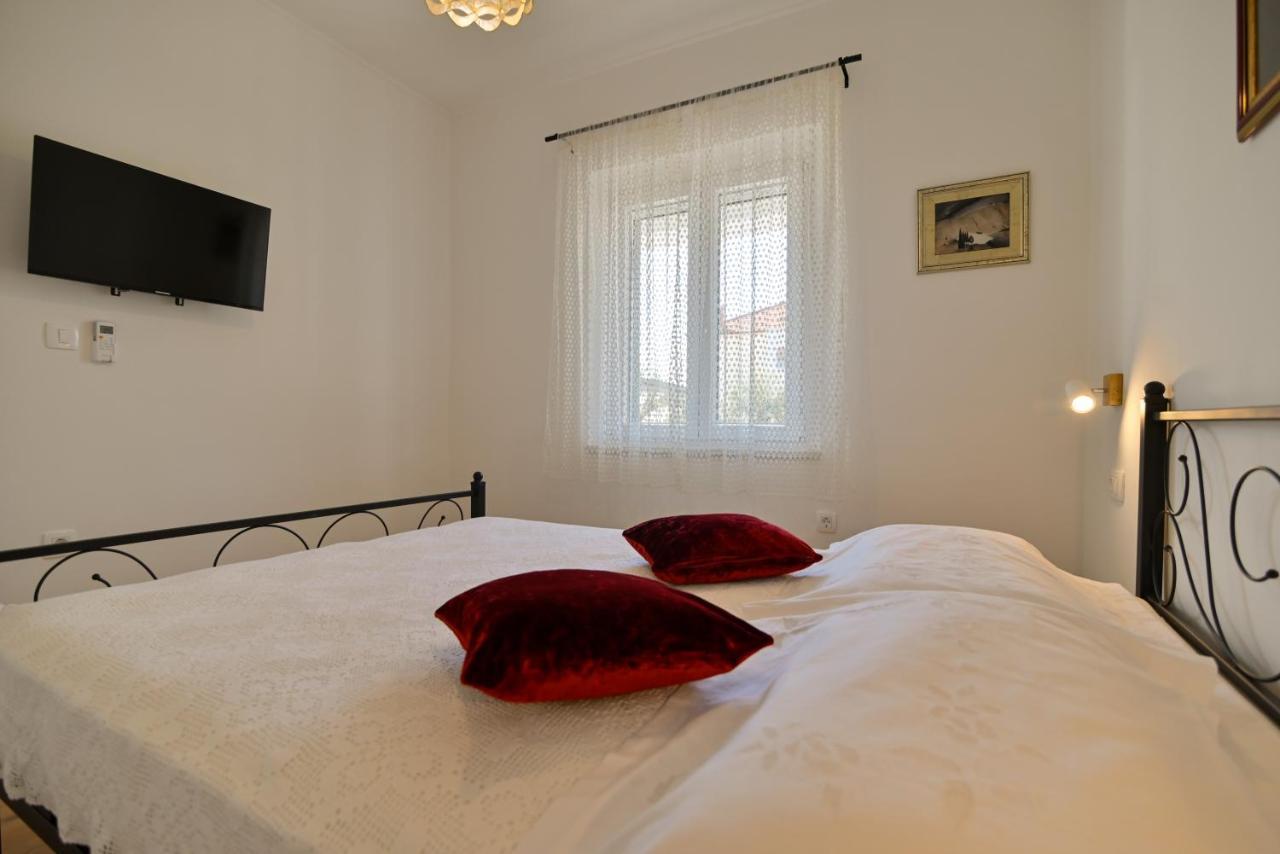 Apartments Art Trogir Exterior photo
